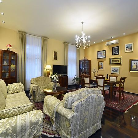 Luxury Residence Center Apartment Zagreb Buitenkant foto