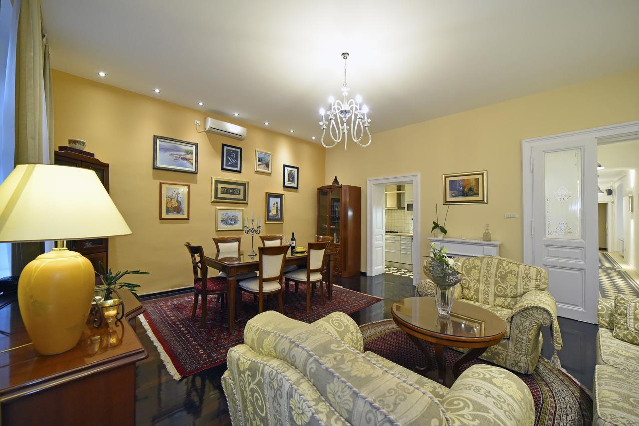 Luxury Residence Center Apartment Zagreb Buitenkant foto