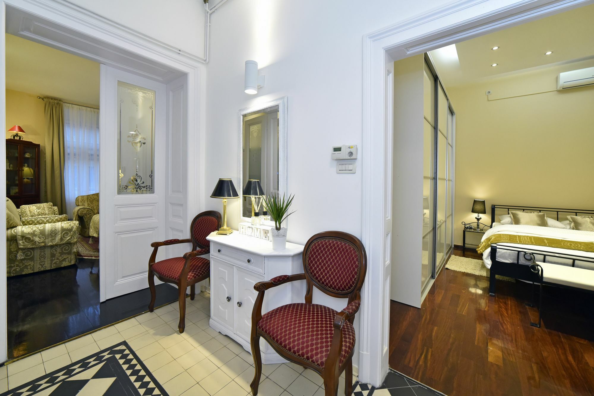 Luxury Residence Center Apartment Zagreb Buitenkant foto